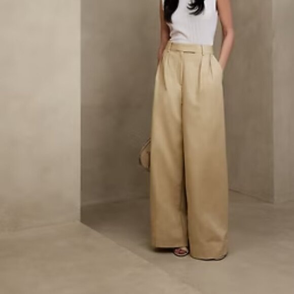 Banana Republic Pants - Banana Republic Cruise Wide-Leg Pant, Khaki